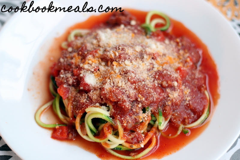 Slow Cooker Meat Sauce with Zucchini Noodles (31)